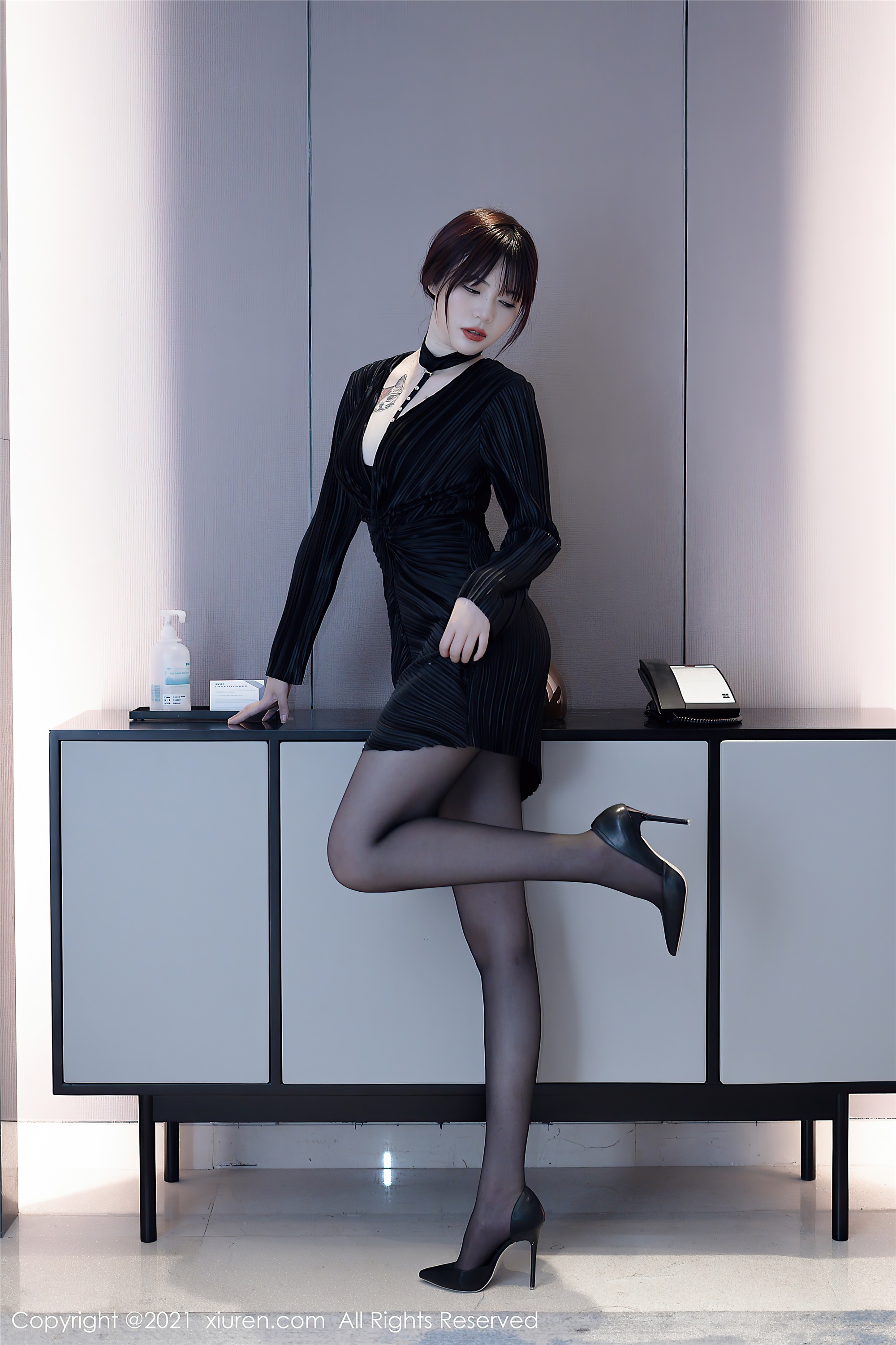 Xiuren秀人网 2021.10.19 NO.4080 Arude薇薇